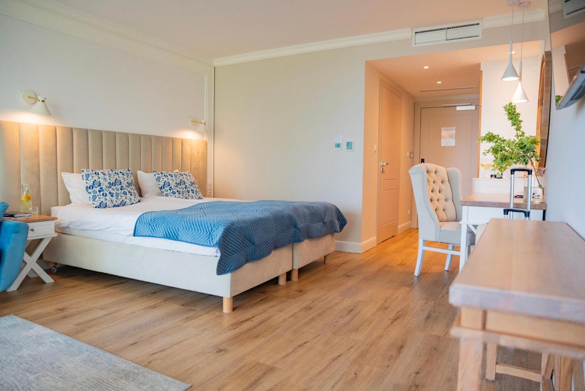 Hotel Szerokie Wody Sea & Sand Устка Екстер'єр фото
